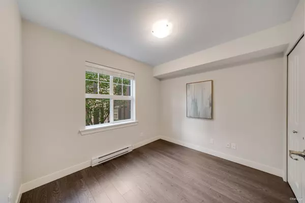 Surrey, BC V3Z 3T4,2469 164 ST #12