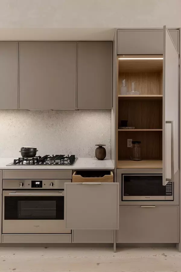 Vancouver, BC V5N 5C9,2250 Nanaimo ST #311