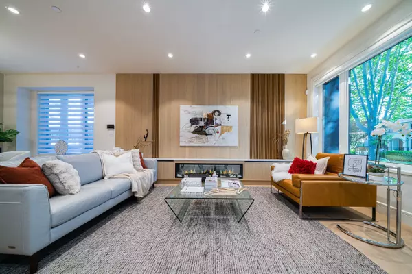 Vancouver, BC V0V 0V0,3847 W 26th AVE