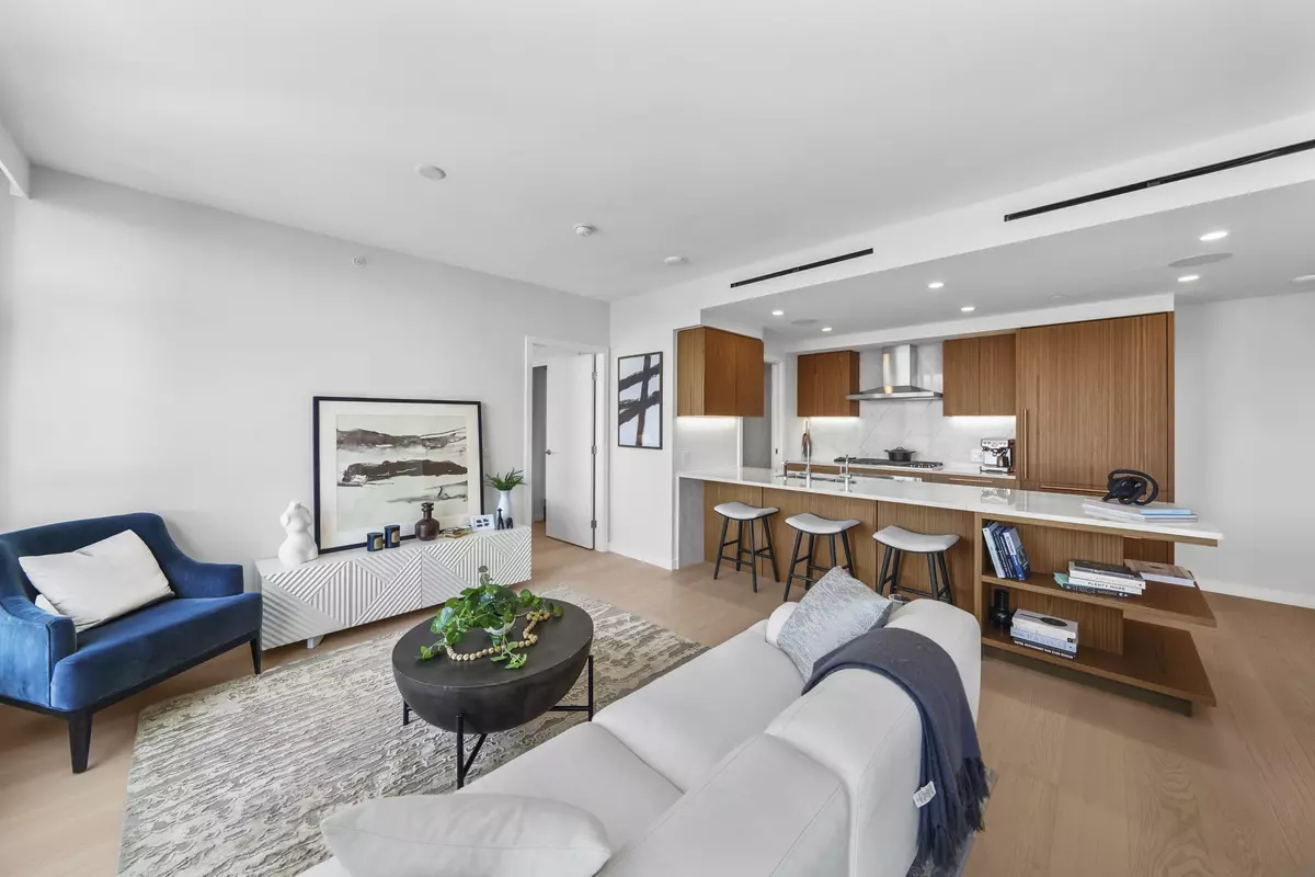 Vancouver, BC V6Z 0H1,1335 Howe ST #3405