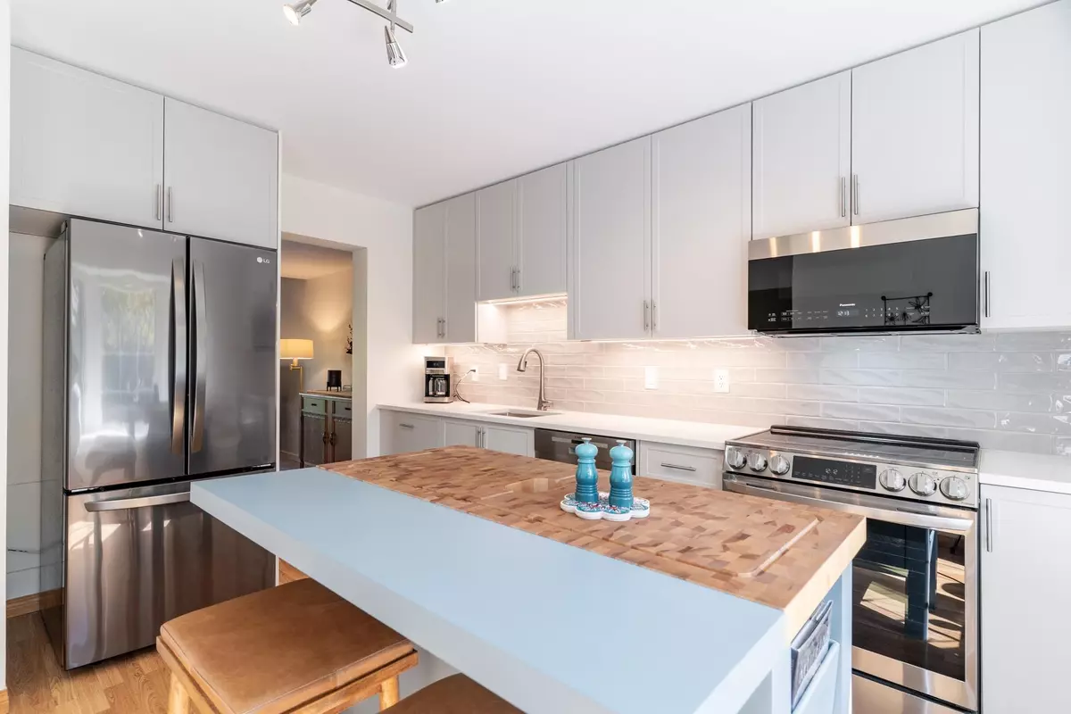 Richmond, BC V7A 4L9,8111 Saunders RD #41