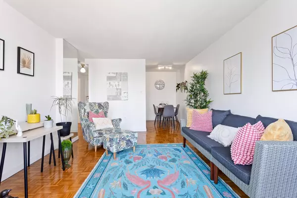 Vancouver, BC V6G 1R3,1850 Comox ST #601