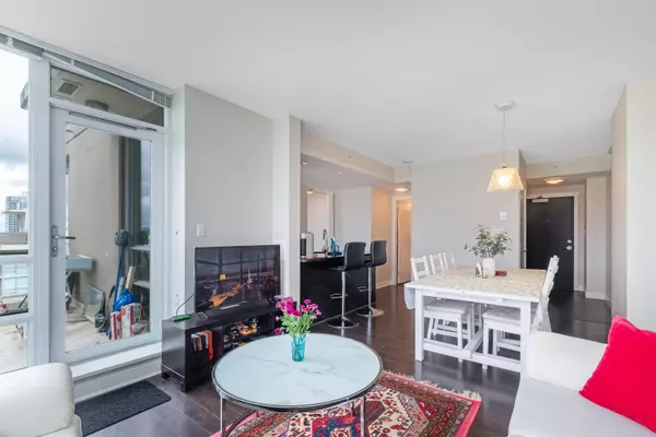 Coquitlam, BC V3B 0C4,2968 Glen DR #3205