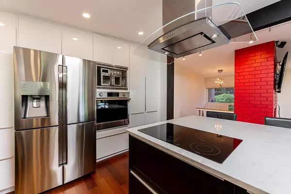 West Vancouver, BC V7W 1T5,5651 Westhaven RD