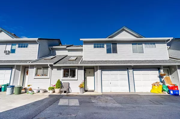 Maple Ridge, BC V2X 0R1,20625 118 AVE #9