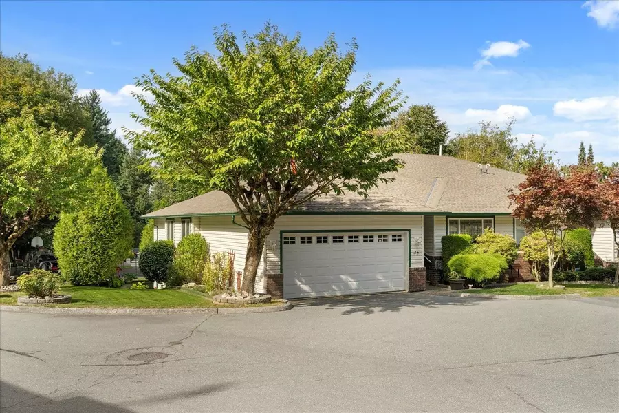34250 Hazelwood AVE #35, Abbotsford, BC V2S 7L4