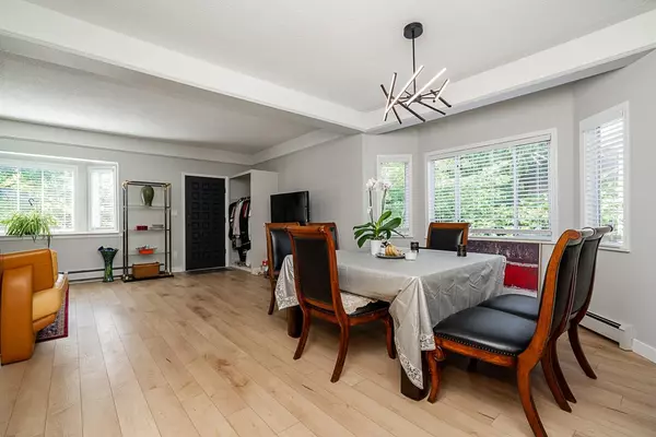 Vancouver, BC V6K 1X4,3099 W 6th AVE