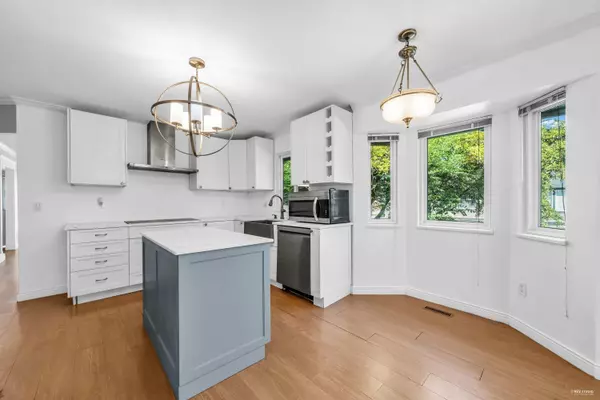 Pitt Meadows, BC V3Y 2C6,12150 Chestnut CRES