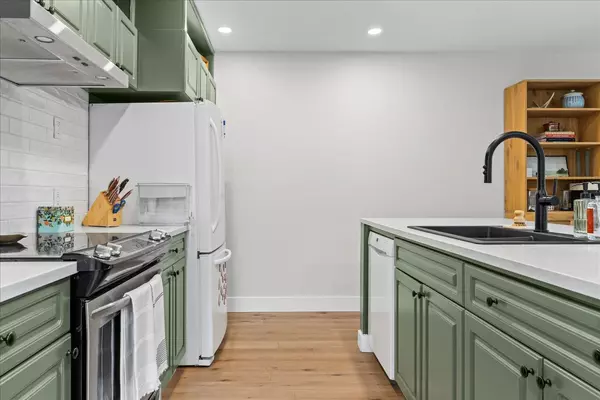 46277 Cessna DR #1 Chilliwack, BC V2P 1A7