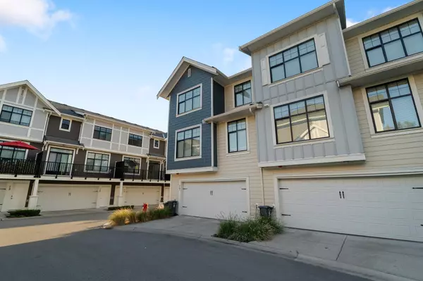 20327 72b AVE #17, Langley, BC V2Y 4J6