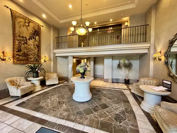 Vancouver, BC V6T 2H1,5615 Hampton PL #705