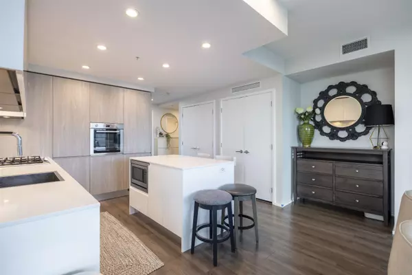 Burnaby, BC V3J 0M3,3888 Evergreen PL #2606