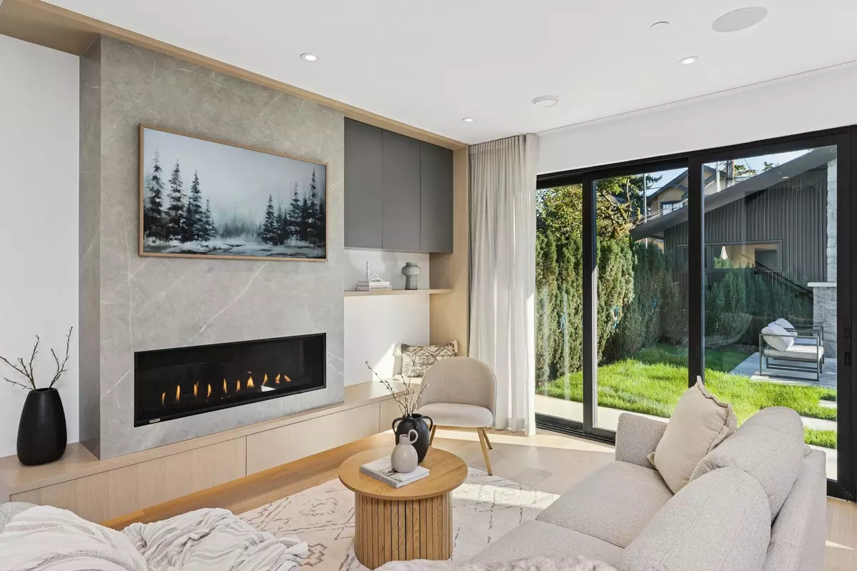 Vancouver, BC V6K 2X8,3036 W 14th AVE #2