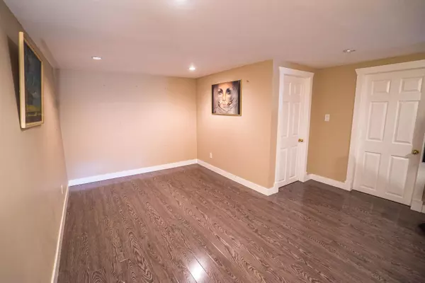 Surrey, BC V4N 3B5,9420 157 ST