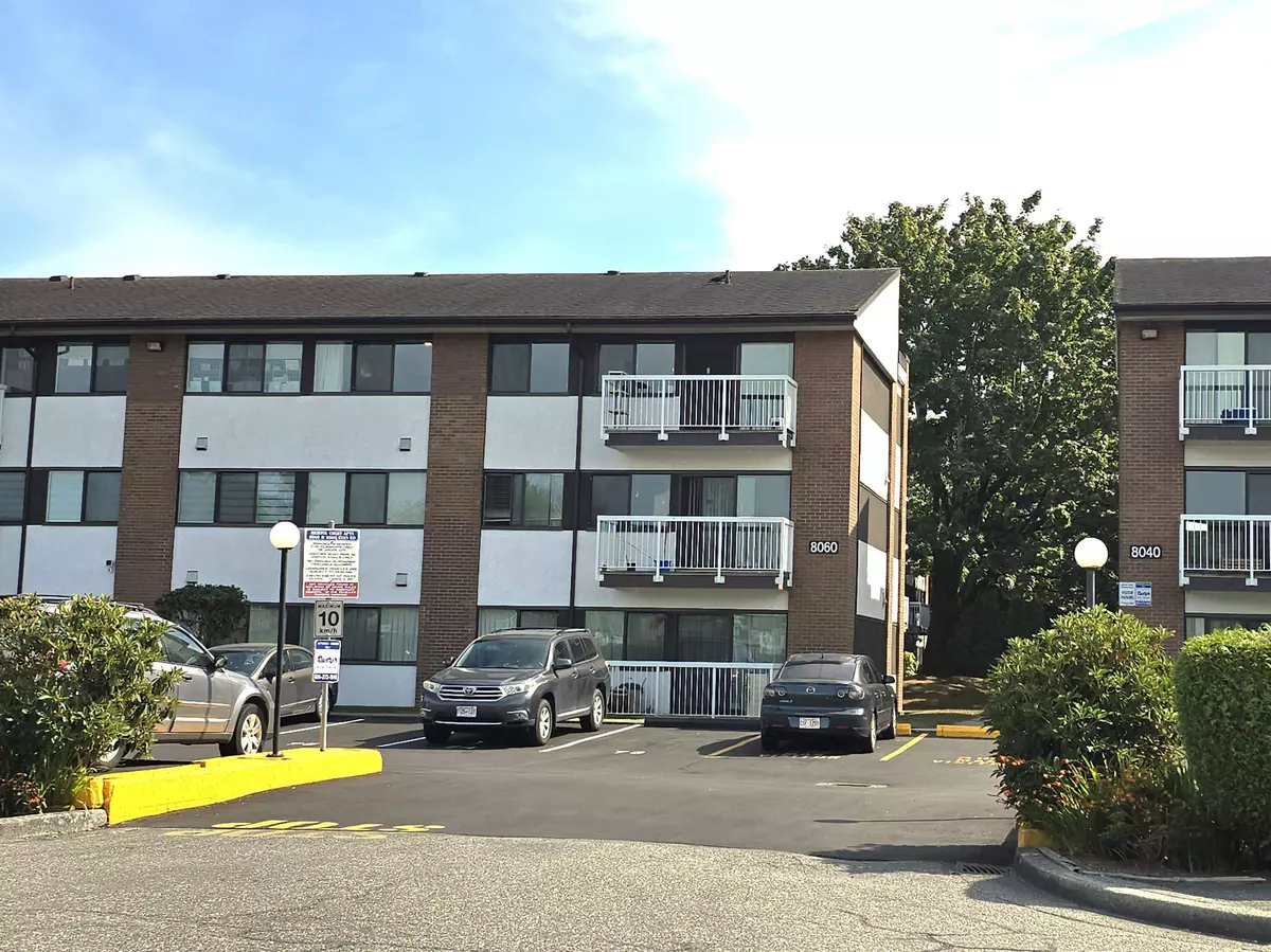 Richmond, BC V7A 2E5,8060 Ryan RD #301