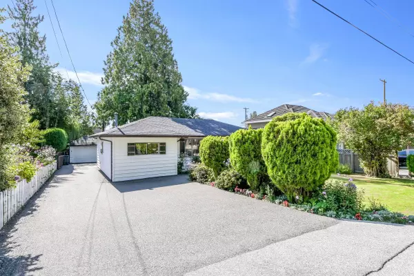 Surrey, BC V3V 1J5,14022 92 AVE