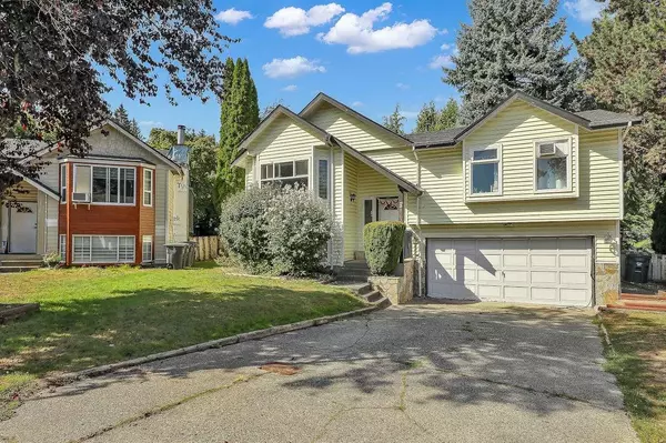 Surrey, BC V3W 9B3,8063 138a ST