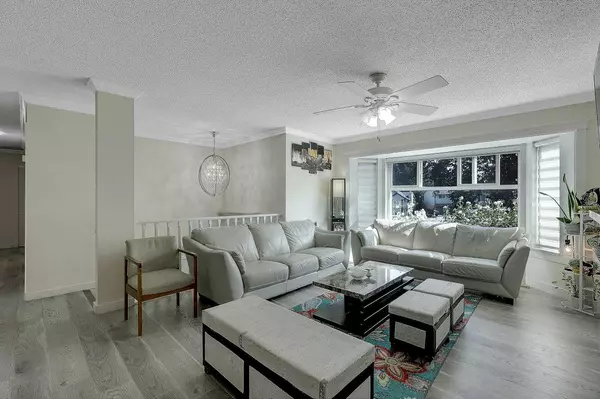 Surrey, BC V3W 9B3,8063 138a ST