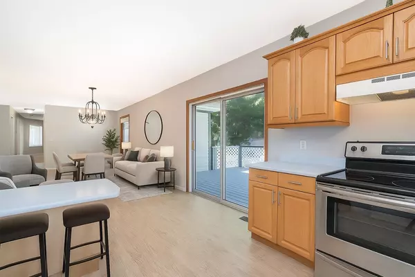 Cultus Lake, BC V2R 5A5,3837 Karen DR