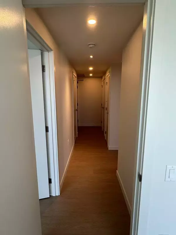 5987 Wilson AVE #3807 Burnaby, BC V5H 0L7