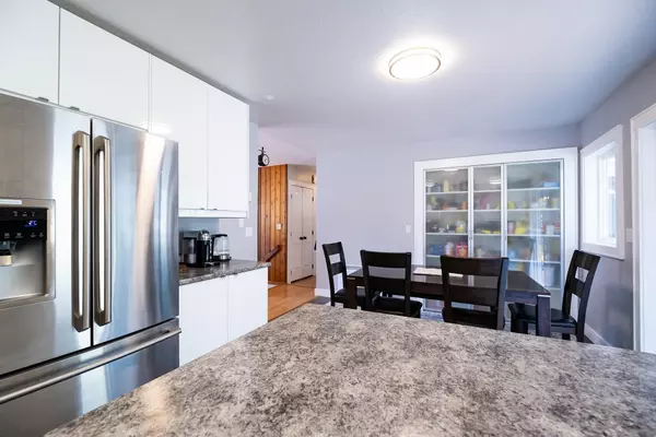 Sechelt, BC V7Z 0R1,5930 Shoal WAY