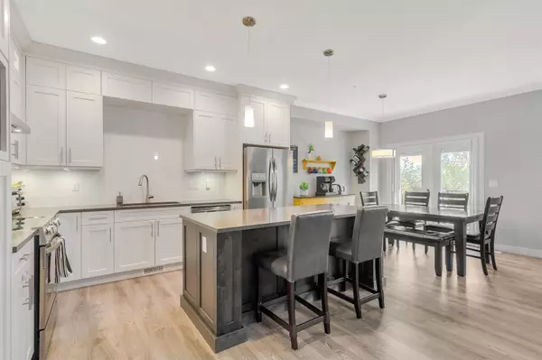 Maple Ridge, BC V2X 9B1,11252 Cottonwood DR #48