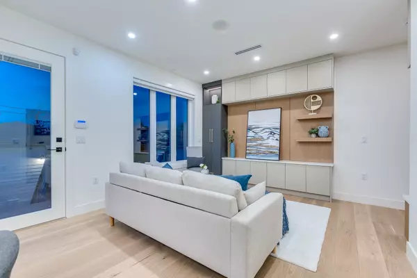 Vancouver, BC V5P 1C1,2263 E 35th AVE #1