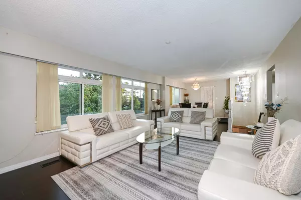 Vancouver, BC V5P 1R9,2295 E 48th AVE