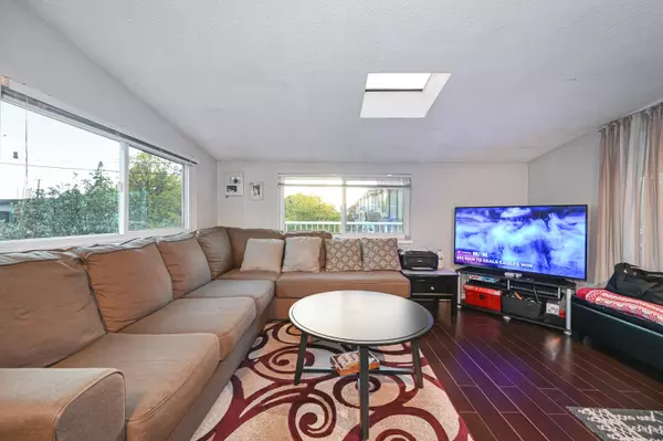 Vancouver, BC V5P 1R9,2295 E 48th AVE