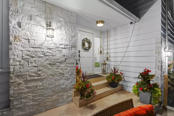West Vancouver, BC V7S 2R6,1391 Chartwell DR