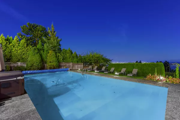 West Vancouver, BC V7S 2R6,1391 Chartwell DR