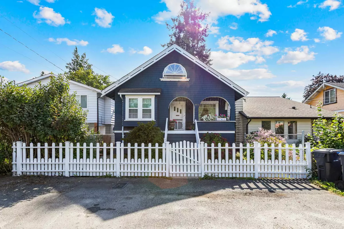 Port Coquitlam, BC V3B 1N3,1972 Fraser AVE