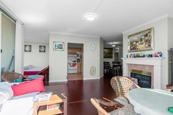 Richmond, BC V6X 3X8,8871 Lansdowne RD #1501