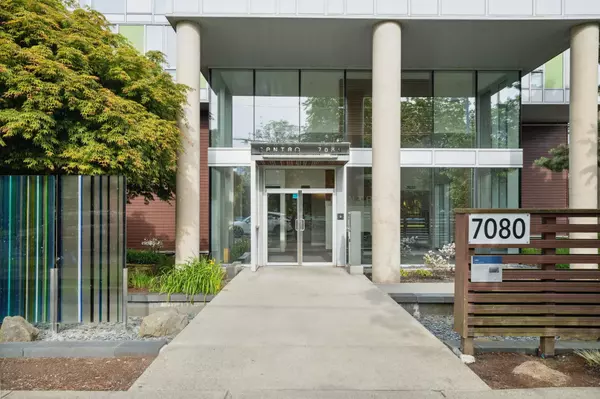 Richmond, BC V6Y 0B5,7080 No. 3 RD #306