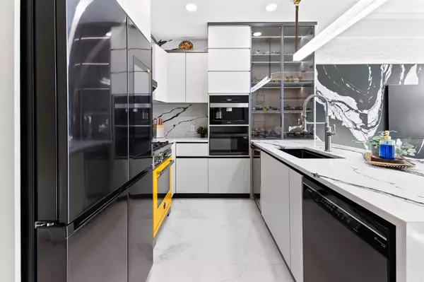 Richmond, BC V7C 0A7,5177 Brighouse WAY #207