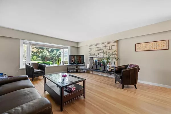 Vancouver, BC V5S 2Z1,7292 Shawnee PL