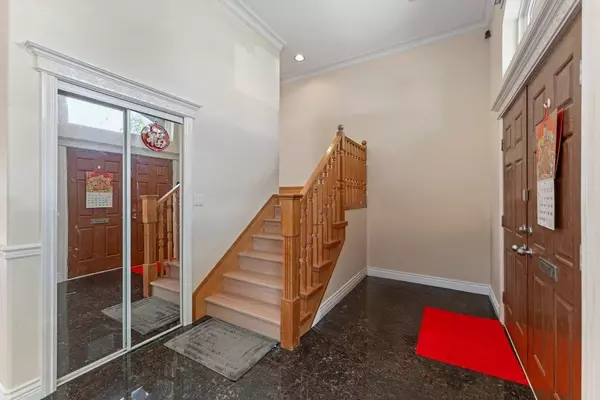 Burnaby, BC V3N 1P9,7770 16th ST