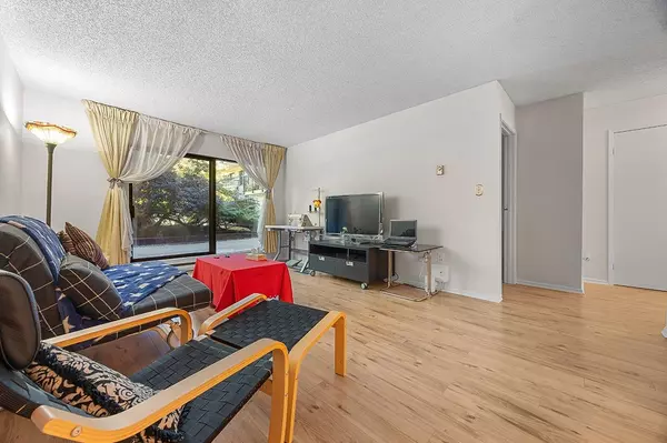 8231 Granville AVE #109, Richmond, BC V6Y 3A4