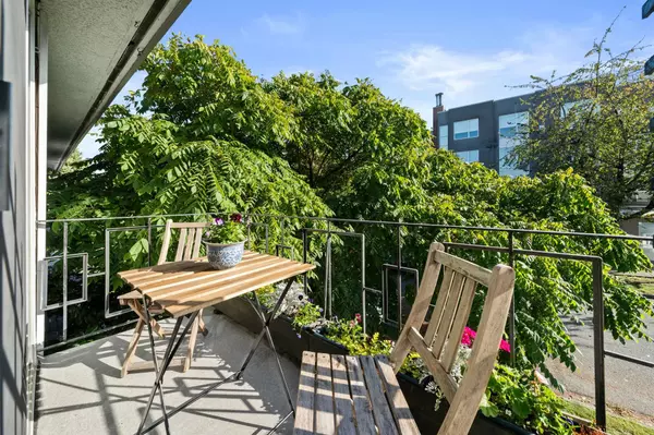 Vancouver, BC V6H 2M2,3680 Oak ST #301