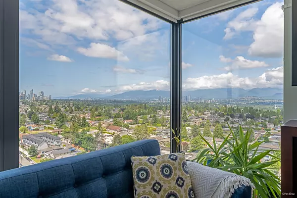 Burnaby, BC V5E 0A4,7088 Salisbury AVE #2303