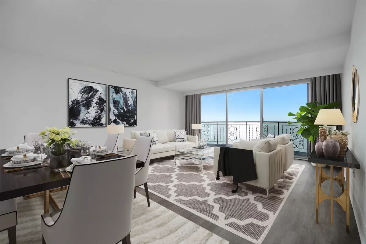 West Vancouver, BC V7V 1C7,2222 Bellevue AVE #1007