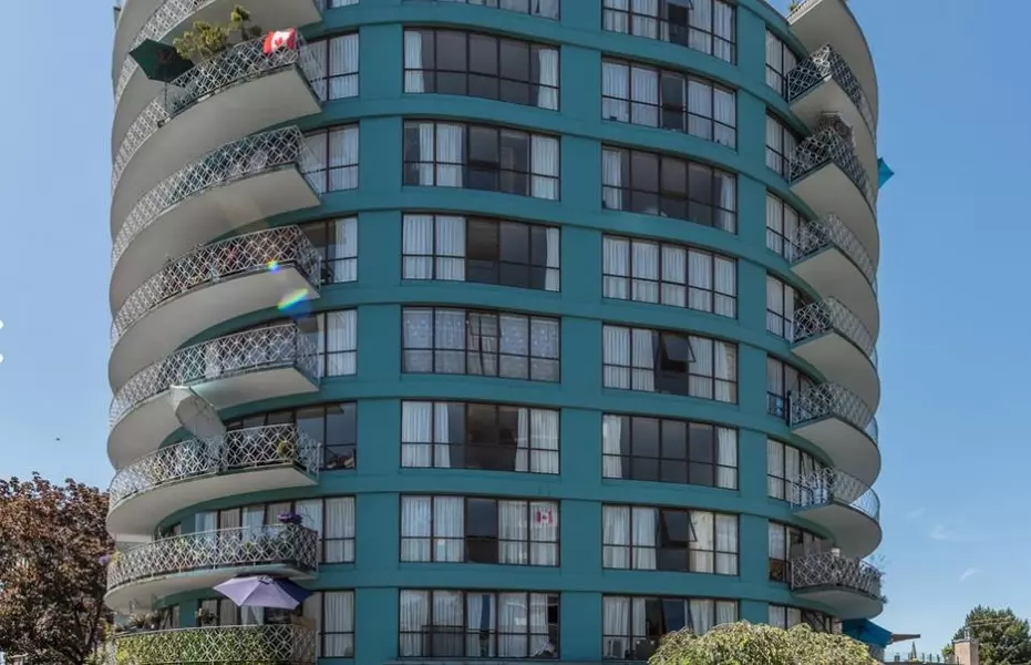 2190 Bellevue AVE #602, West Vancouver, BC V7V 1C4