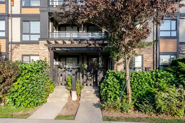 Langley, BC V2Y 0Y5,20829 77a AVE #103