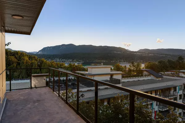 2002 St. George ST #406, Port Moody, BC V3H 0N4