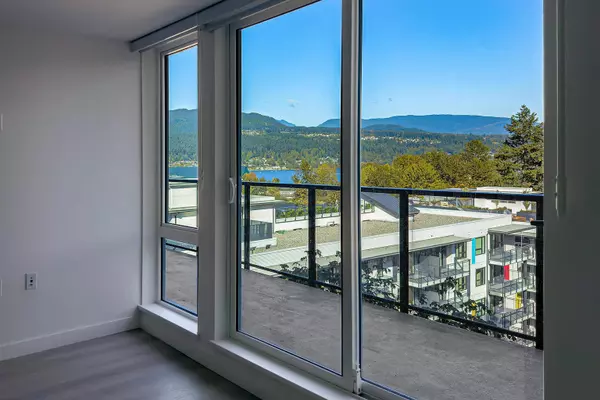 Port Moody, BC V3H 0N4,2002 St. George ST #406