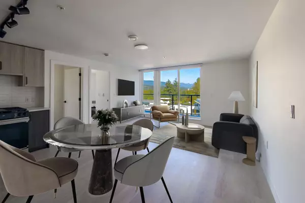 Port Moody, BC V3H 0N4,2002 St. George ST #406