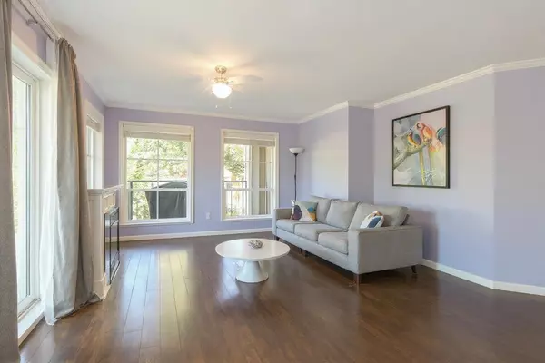 Mission, BC V2V 7A3,33150 4 AVE #213