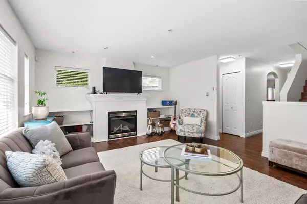 Langley, BC V2Y 1G8,6415 197 ST #19
