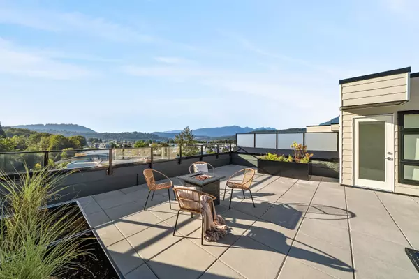 150 James RD #611, Port Moody, BC V3H 0N7