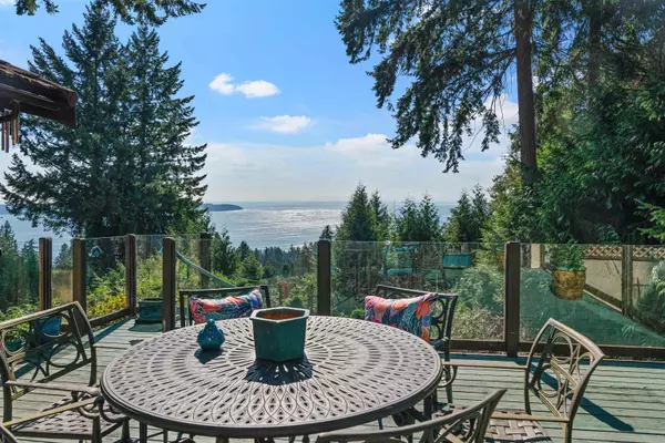 West Vancouver, BC V7S 2T4,2235 Chairlift RD